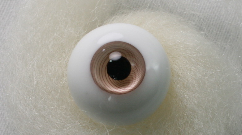 Glass eye 18mm